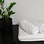 Aleja Wolnosci Lägenhet