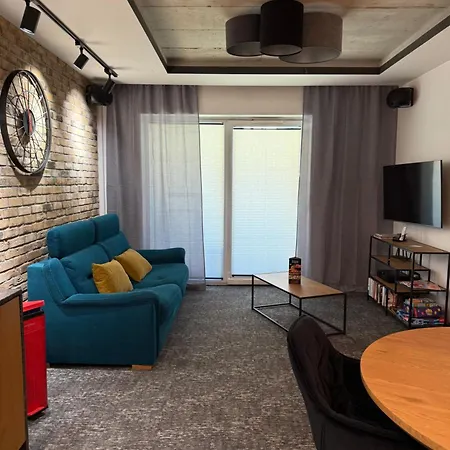 Aleja Wolnosci 아파트